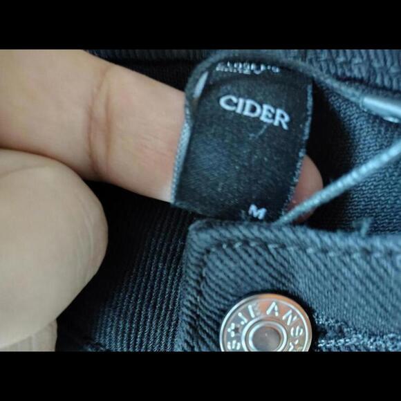 Cider Black Cargo Pants high rise NWT size M 28 waist - Picture 6 of 9